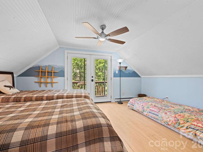 615 Leisure Acres Lane, Boone, NC 28607.  MLS# CAR4389319, YatesRealty ID 28549. 