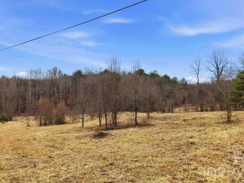 2630 Bluebird Lane, Lenoir, NC 28645.  MLS# CAR4337988, YatesRealty ID 2855. 