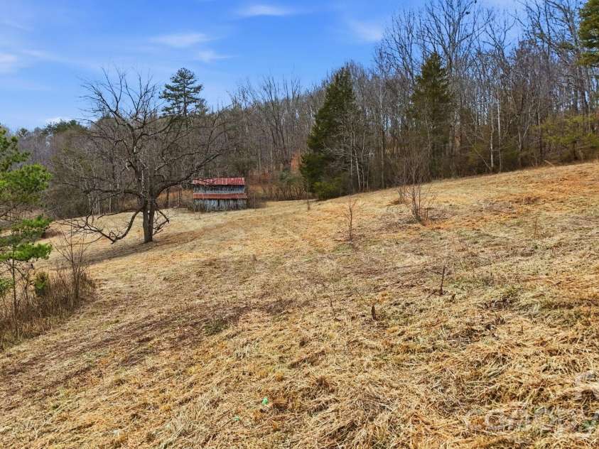 2630 Bluebird Lane, Lenoir, NC 28645.  MLS# CAR4337988, YatesRealty ID 2855. 