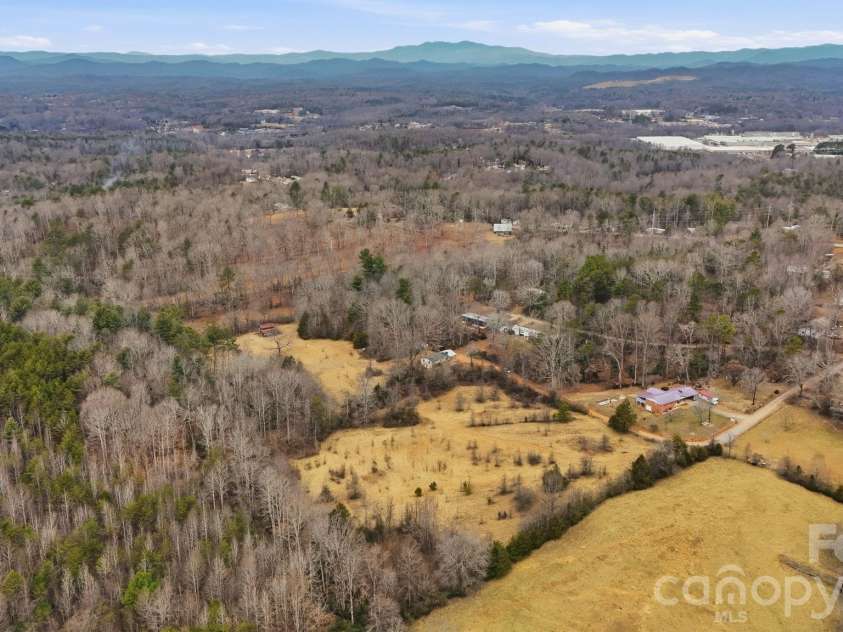 2630 Bluebird Lane, Lenoir, NC 28645.  MLS# CAR4337988, YatesRealty ID 2855. 