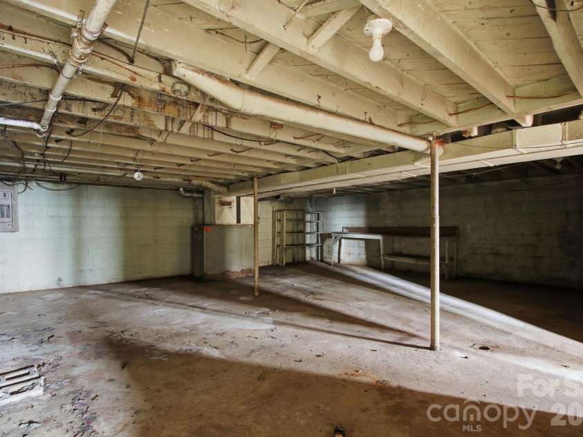 2630 Bluebird Lane, Lenoir, NC 28645.  MLS# CAR4337988, YatesRealty ID 2855. 