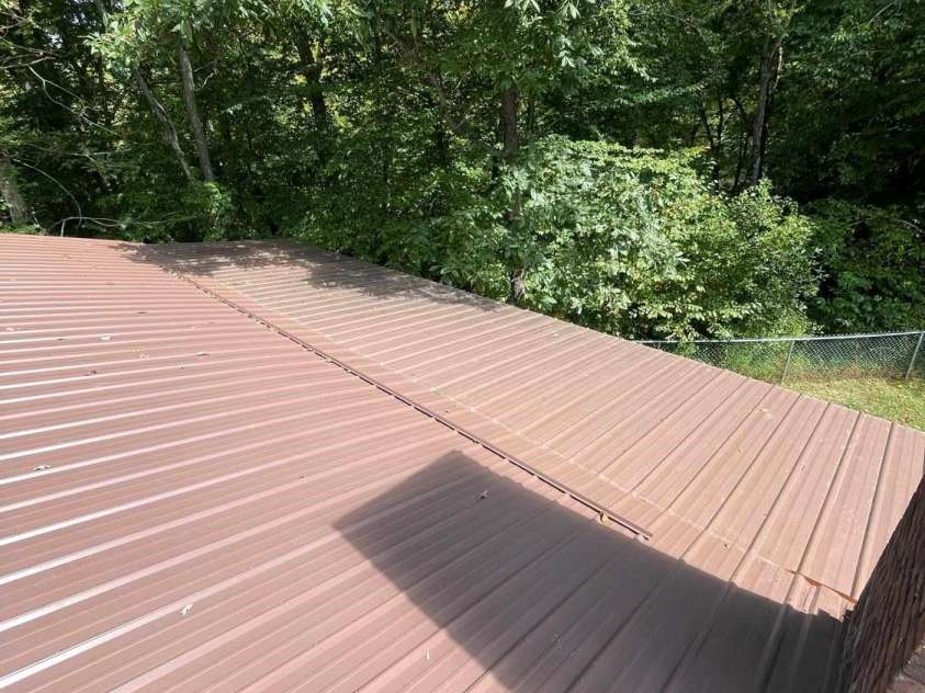 695 Chestnut Mountain Road, Canton, NC 28716.  MLS# CAR4300262, YatesRealty ID 2855. 