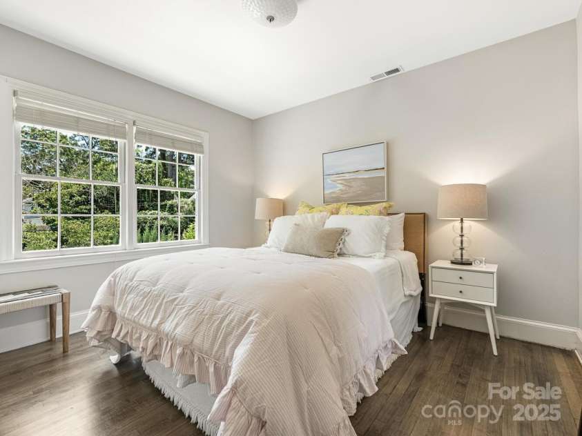 2226 Beverly Drive, Charlotte, NC 28207.  MLS# CAR4284232, YatesRealty ID 28551. Bedroom 4 - guest suite
