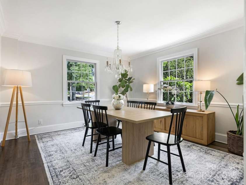 2226 Beverly Drive, Charlotte, NC 28207.  MLS# CAR4284232, YatesRealty ID 28551. Dining room