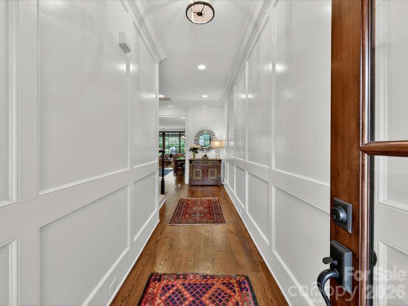 117 Huntley Place, Charlotte, NC 28207.  MLS# CAR4387271, YatesRealty ID 28553. 