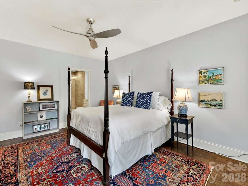 117 Huntley Place, Charlotte, NC 28207.  MLS# CAR4387271, YatesRealty ID 28553. 