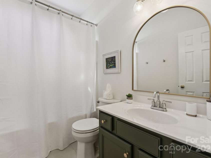 21705 Torrence Chapel Road, Cornelius, NC 28031.  MLS# CAR4283229, YatesRealty ID 28554. 