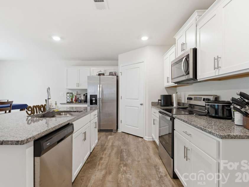 2814 Sherrills Stream Drive, Sherrills Ford, NC 28673.  MLS# CAR4385580, YatesRealty ID 28555. 