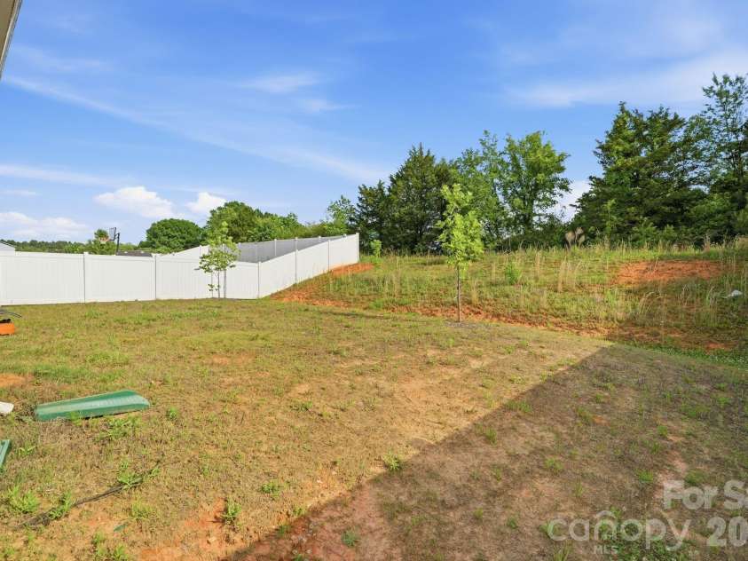 2814 Sherrills Stream Drive, Sherrills Ford, NC 28673.  MLS# CAR4385580, YatesRealty ID 28555. 