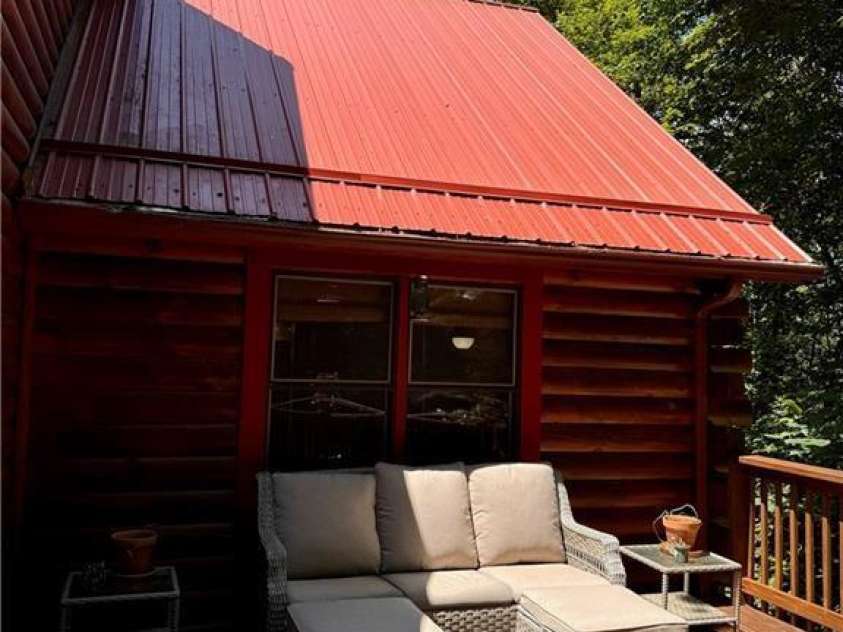 524 Timber Lake Drive, Todd, NC 28684.  MLS# CAR4284927, YatesRealty ID 28556. 