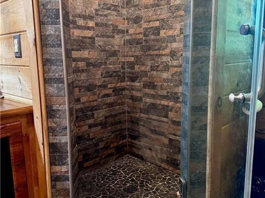 524 Timber Lake Drive, Todd, NC 28684.  MLS# CAR4284927, YatesRealty ID 28556. 