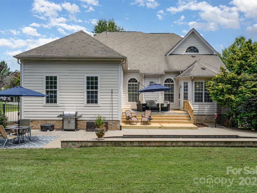 3004 Spruell Court, Waxhaw, NC 28173.  MLS# CAR4282270, YatesRealty ID 28557. 