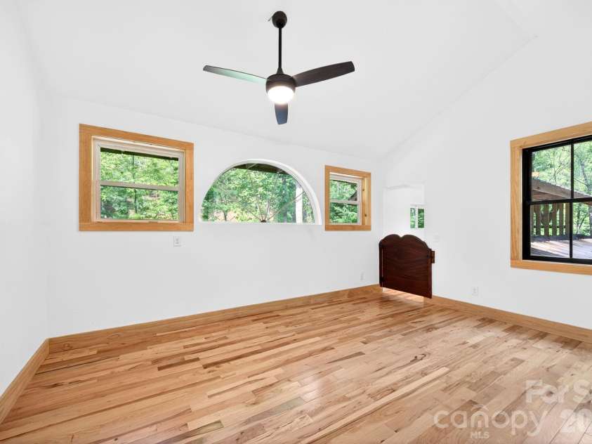 378 Dobson View Drive, Nebo, NC 28761.  MLS# CAR4388812, YatesRealty ID 28557. Flex Loft Space