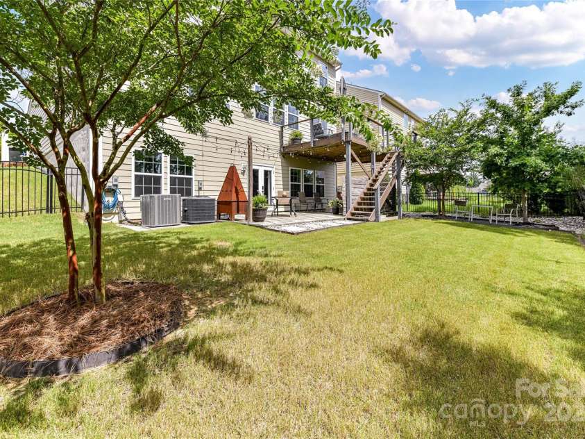 11730 Maher Lane, Huntersville, NC 28078.  MLS# CAR4281709, YatesRealty ID 28558. Fenced Back Yard great for quiet nights relaxing or for entertaining!