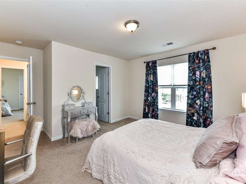 11730 Maher Lane, Huntersville, NC 28078.  MLS# CAR4281709, YatesRealty ID 28558. Spacious Bedroom 5 with nice natural light & Jack & Jill bath!