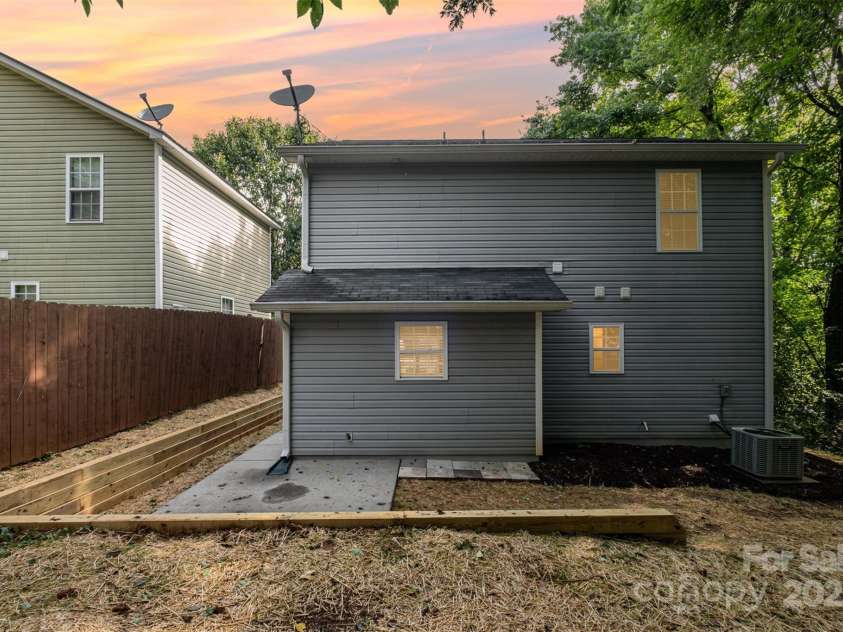 248 Pangle Drive, Charlotte, NC 28217.  MLS# CAR4281610, YatesRealty ID 28559. Back view