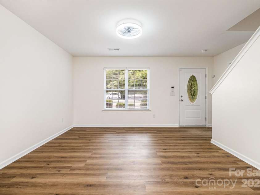 248 Pangle Drive, Charlotte, NC 28217.  MLS# CAR4281610, YatesRealty ID 28559. Living room