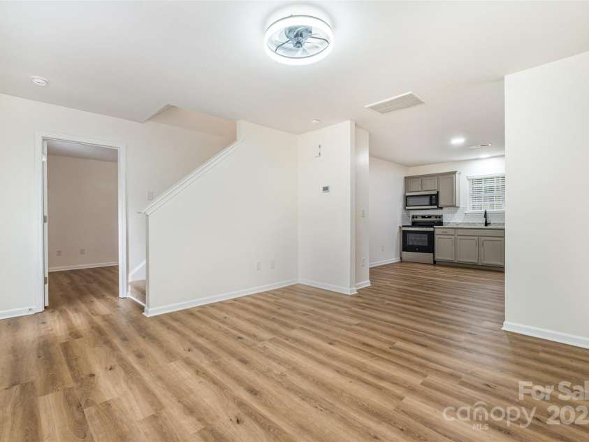 248 Pangle Drive, Charlotte, NC 28217.  MLS# CAR4281610, YatesRealty ID 28559. Living room