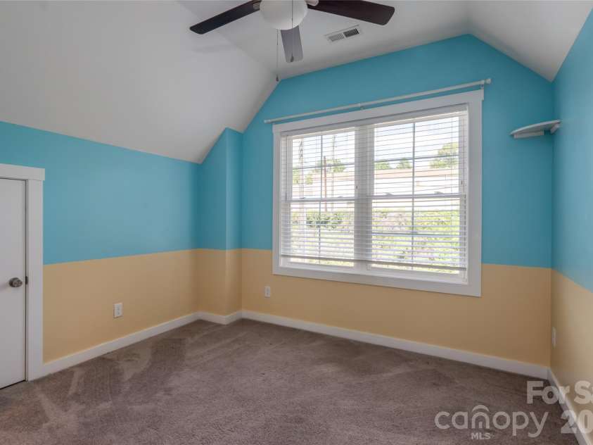 38 Old County Home Road, Asheville, NC 28806.  MLS# CAR4374624, YatesRealty ID 28559. Bed 3