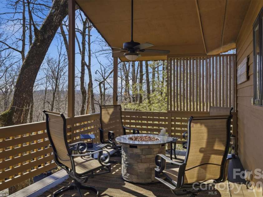 25 Poke Road, Newland, NC 28657.  MLS# CAR4350081, YatesRealty ID 2856. 