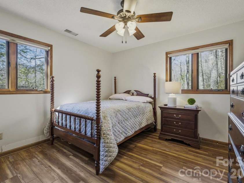 25 Poke Road, Newland, NC 28657.  MLS# CAR4350081, YatesRealty ID 2856. 