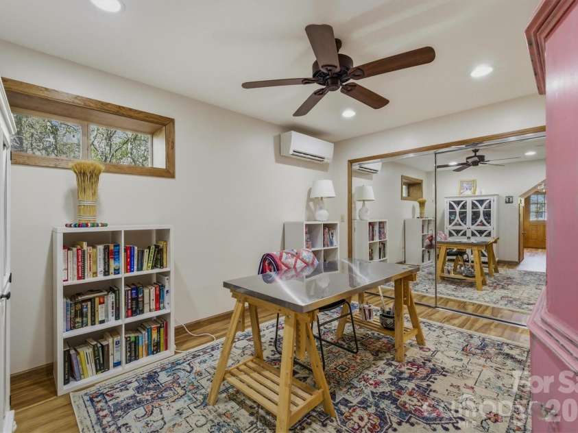 25 Poke Road, Newland, NC 28657.  MLS# CAR4350081, YatesRealty ID 2856. 