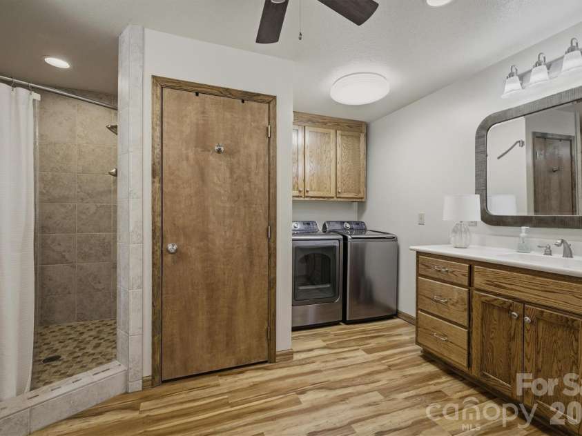 25 Poke Road, Newland, NC 28657.  MLS# CAR4350081, YatesRealty ID 2856. 