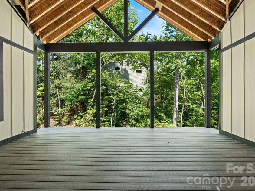 69 Village Pointe Lane, Asheville, NC 28803.  MLS# CAR4387034, YatesRealty ID 28561.  Deck
