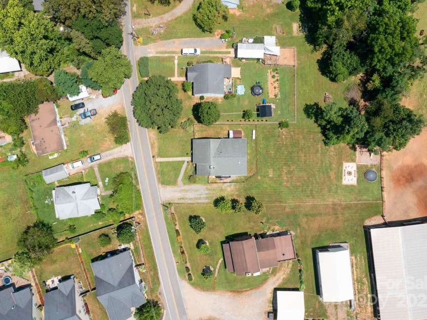 358 Onteora Boulevard, Asheville, NC 28803.  MLS# CAR4278703, YatesRealty ID 28562. Aerial Shot