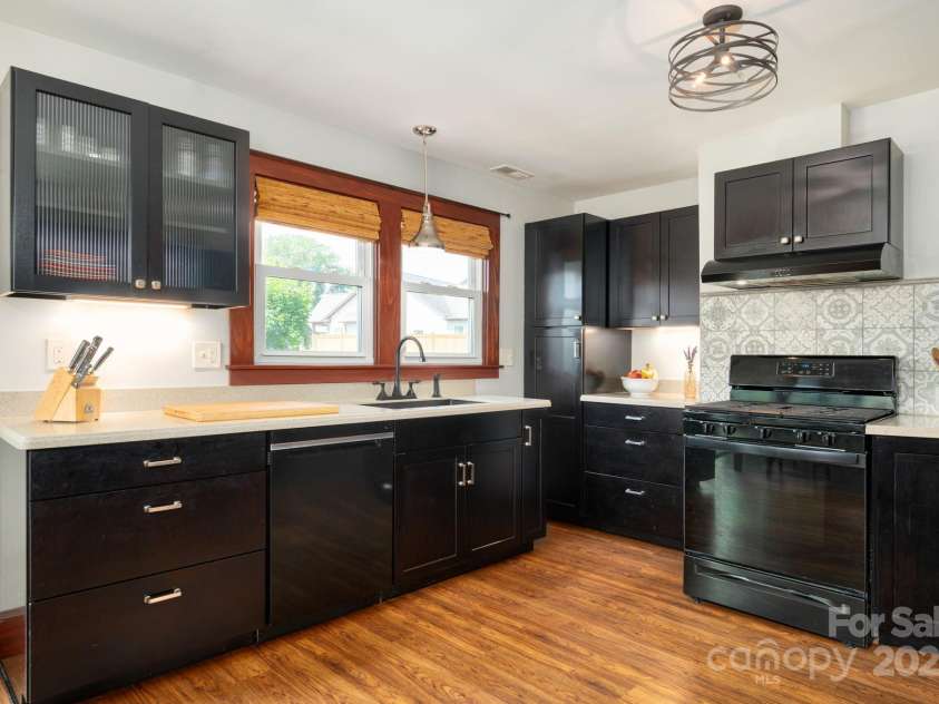 358 Onteora Boulevard, Asheville, NC 28803.  MLS# CAR4278703, YatesRealty ID 28562. Plenty of Cabinet Storage and Counter Space