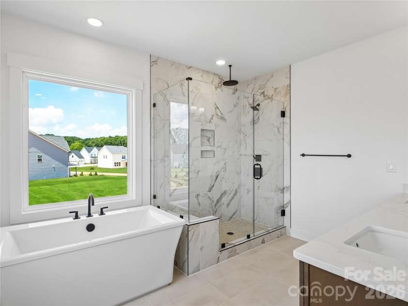 4122 Pinekirk Drive, Charlotte, NC 28269.  MLS# CAR4387957, YatesRealty ID 28562. Primary Bathroom