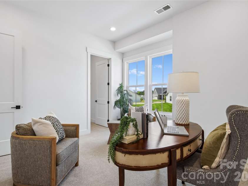 4213 Pinekirk Drive, Charlotte, NC 28269.  MLS# CAR4387916, YatesRealty ID 28563. Secondary Bedroom/Office