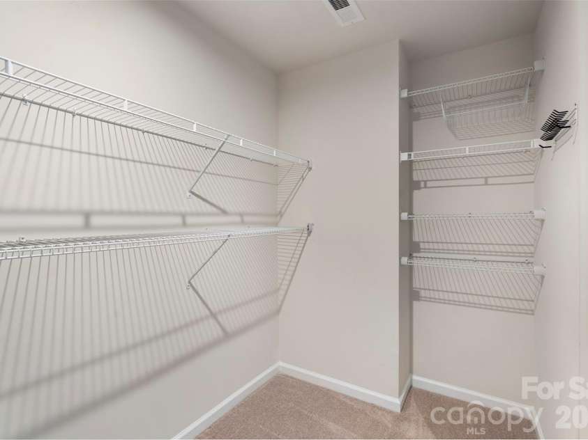 2515 Willow Pond Lane, Concord, NC 28025.  MLS# CAR4376174, YatesRealty ID 28566. 
