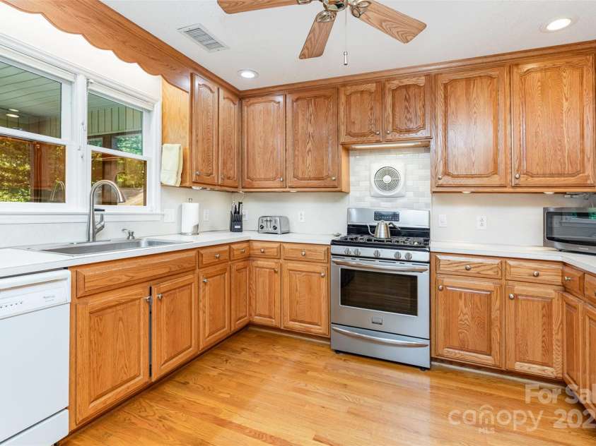 544 Hicks Creek Road, Troutman, NC 28166.  MLS# CAR4274979, YatesRealty ID 28566. 