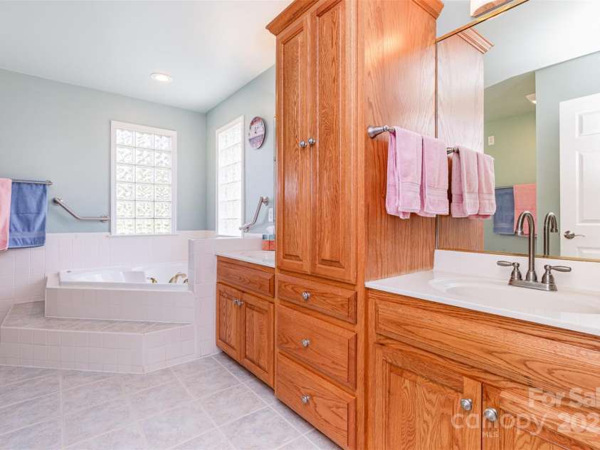 544 Hicks Creek Road, Troutman, NC 28166.  MLS# CAR4274979, YatesRealty ID 28566. 