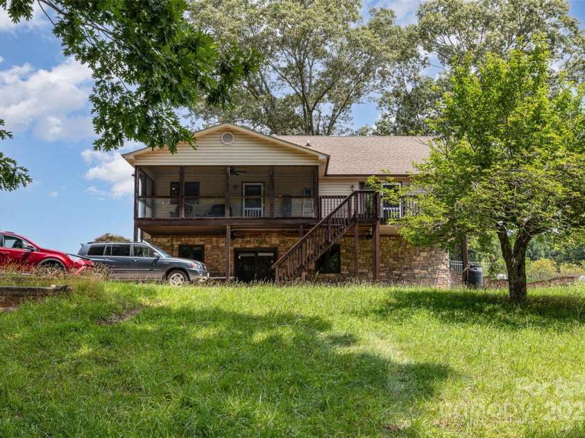 544 Hicks Creek Road, Troutman, NC 28166.  MLS# CAR4274979, YatesRealty ID 28566. 