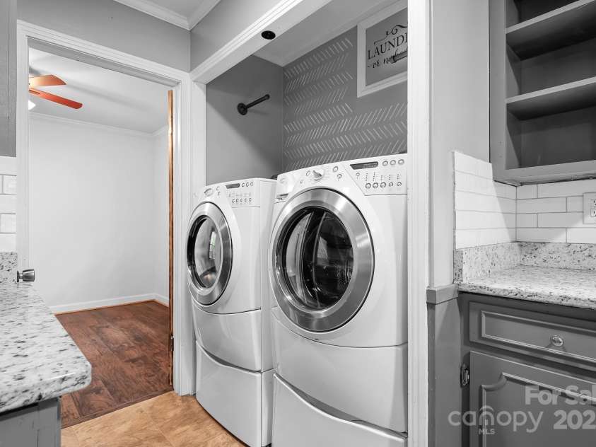 1303 Forest Park Drive, Statesville, NC 28677.  MLS# CAR4280831, YatesRealty ID 28568. 