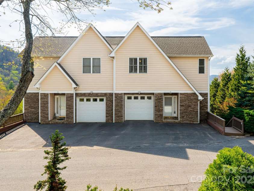 116 Dalya Road, Swannanoa, NC 28778.  MLS# CAR4245409, YatesRealty ID 28569. 