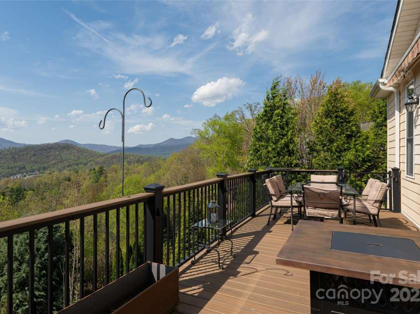 116 Dalya Road, Swannanoa, NC 28778.  MLS# CAR4245409, YatesRealty ID 28569. 