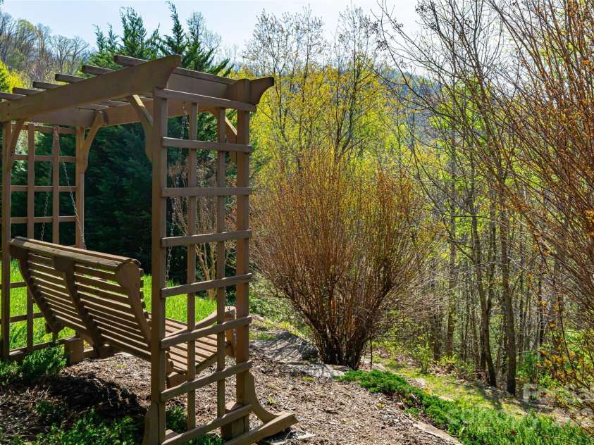 116 Dalya Road, Swannanoa, NC 28778.  MLS# CAR4245409, YatesRealty ID 28569. 