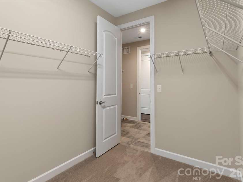 3213 Marchers Trace Drive, Mint Hill, NC 28227.  MLS# CAR4367859, YatesRealty ID 28569. 