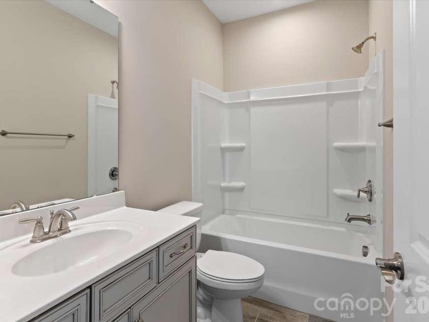 3213 Marchers Trace Drive, Mint Hill, NC 28227.  MLS# CAR4367859, YatesRealty ID 28569. Bathroom 2