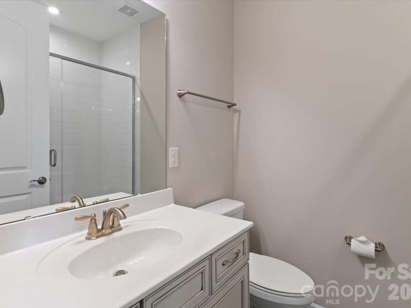 3213 Marchers Trace Drive, Mint Hill, NC 28227.  MLS# CAR4367859, YatesRealty ID 28569. Bathroom 3