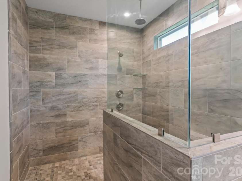 3213 Marchers Trace Drive, Mint Hill, NC 28227.  MLS# CAR4367859, YatesRealty ID 28569. Primary Shower