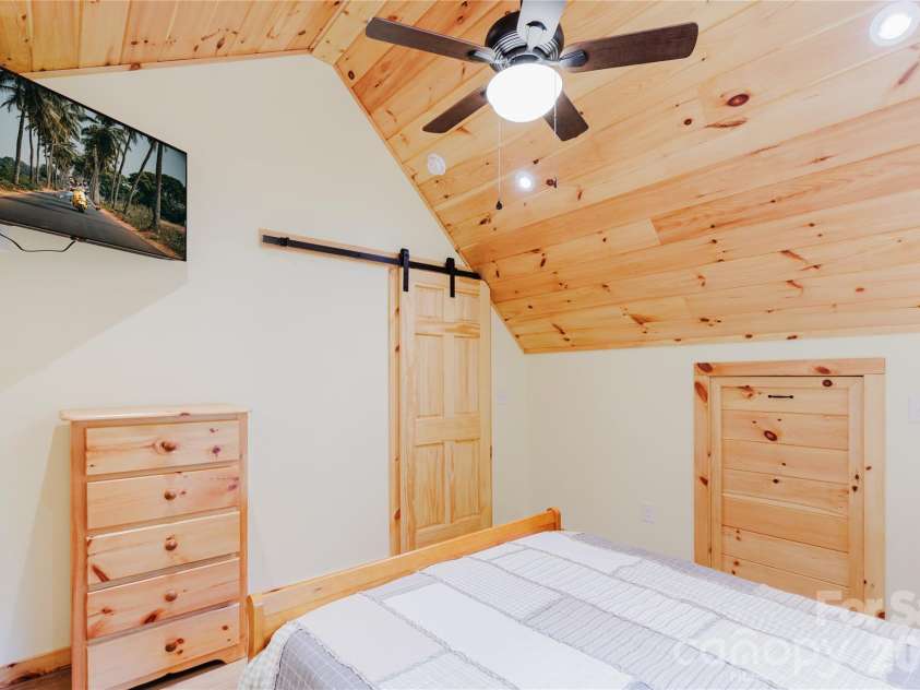 241 Golden Hawk Drive, Bryson City, NC 28713.  MLS# CAR4340826, YatesRealty ID 2857. 