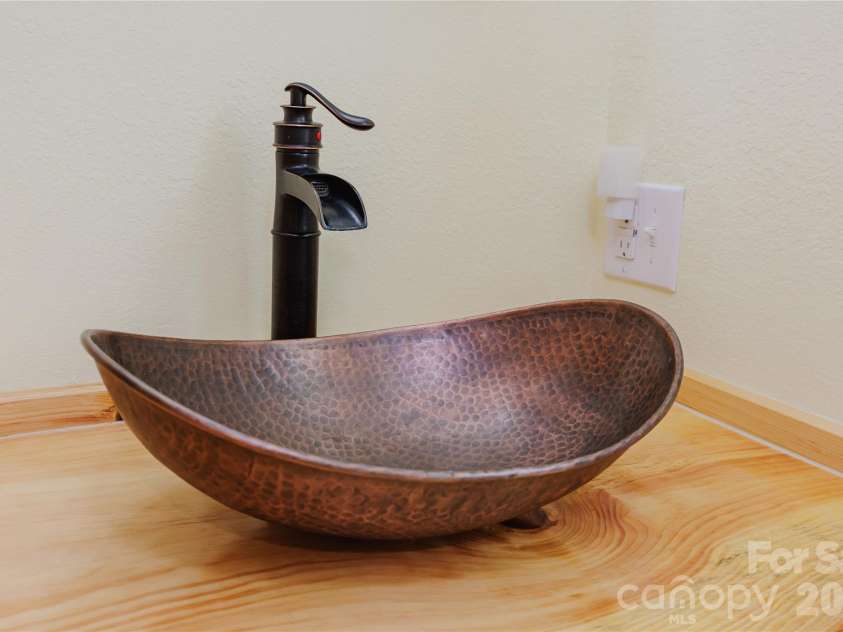 241 Golden Hawk Drive, Bryson City, NC 28713.  MLS# CAR4340826, YatesRealty ID 2857. 