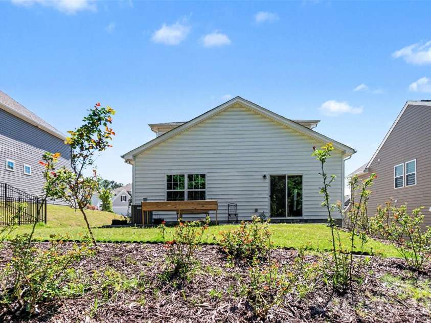 15513 Capps Road, Charlotte, NC 28278.  MLS# CAR4389930, YatesRealty ID 28571. 