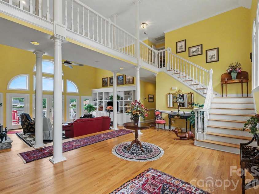 16105 Woolwine Road, Charlotte, NC 28278.  MLS# CAR4385988, YatesRealty ID 28572. Down stairs living room