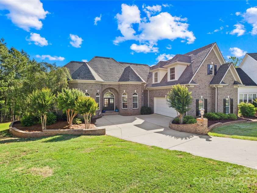 458 Inverness Place, Rock Hill, SC 29730.  MLS# CAR4255633, YatesRealty ID 28572. 