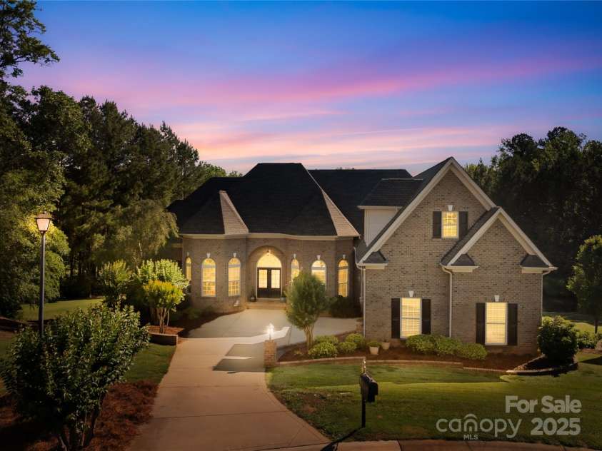 458 Inverness Place, Rock Hill, SC 29730.  MLS# CAR4255633, YatesRealty ID 28572. 